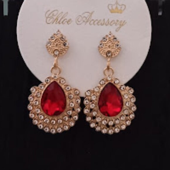 CHLOE ACCESSORY Glamorous Gold Red & Clear Crystal Pear Shaped Drop Earrings~NEW - Picture 3 of 4